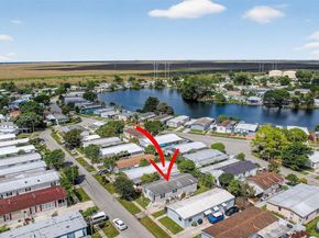 21651 NW 3rd St, Pembroke Pines FL 33029