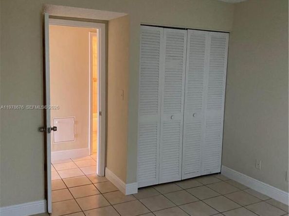 Undisclosed Address #A11978676, Palmetto Bay FL 33176