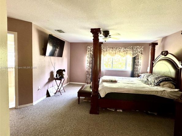17088 NW 19th St, Pembroke Pines FL 33028