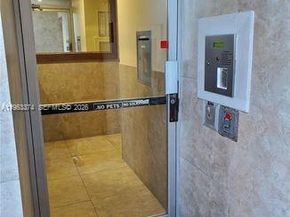 1830 Dixieanna St 203, Hollywood FL 33020