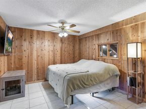 10911 Cedar Ln, Pembroke Pines FL 33026