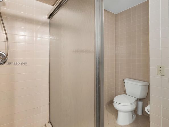 10911 Cedar Ln, Pembroke Pines FL 33026