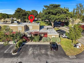 10911 Cedar Ln, Pembroke Pines FL 33026