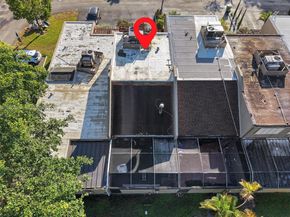 10911 Cedar Ln, Pembroke Pines FL 33026