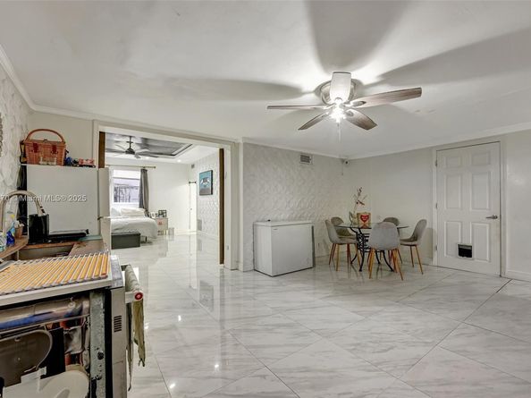 18600 NE 7th Ct, North Miami Beach FL 33179