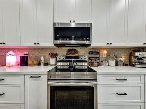 8519 Ramblewood Dr, Coral Springs FL 33071