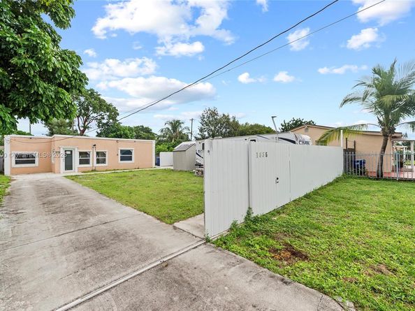 1835 NW 85th st, Miami FL 33147