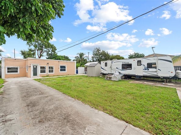1835 NW 85th st, Miami FL 33147