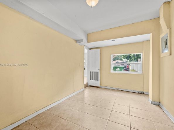 1835 NW 85th st, Miami FL 33147