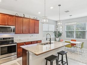 1402 Myrtle Oak Ter, Hollywood FL 33021