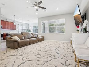 1402 Myrtle Oak Ter, Hollywood FL 33021