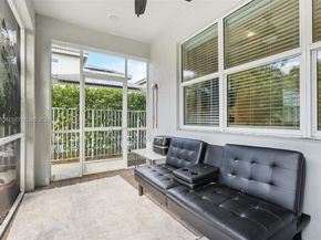 1402 Myrtle Oak Ter, Hollywood FL 33021