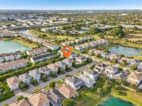 1402 Myrtle Oak Ter, Hollywood FL 33021