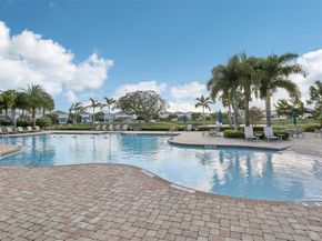 1402 Myrtle Oak Ter, Hollywood FL 33021