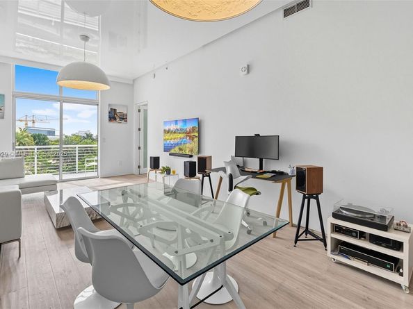 2001 Meridian Ave 518, Miami Beach FL 33139