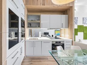 2001 Meridian Ave 518, Miami Beach FL 33139