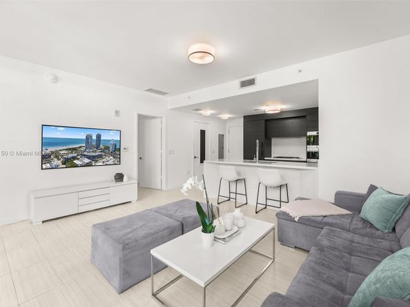 1 Collins Ave 108, Miami Beach FL 33139