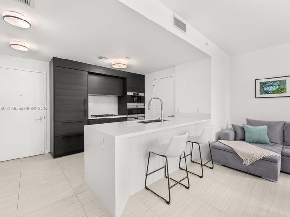 1 Collins Ave 108, Miami Beach FL 33139