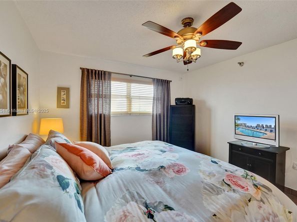 17700 N Bay Rd 608, Sunny Isles Beach FL 33160
