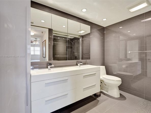 17700 N Bay Rd 608, Sunny Isles Beach FL 33160