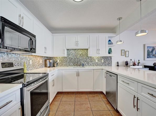 17700 N Bay Rd 608, Sunny Isles Beach FL 33160