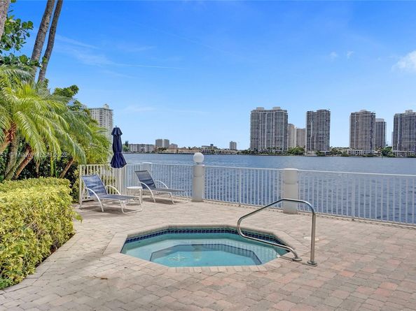17700 N Bay Rd 608, Sunny Isles Beach FL 33160