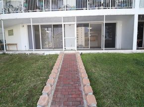 16531 NE 35th Ave 103, North Miami Beach FL 33160