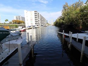 16531 NE 35th Ave 103, North Miami Beach FL 33160