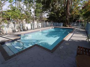 16531 NE 35th Ave 103, North Miami Beach FL 33160