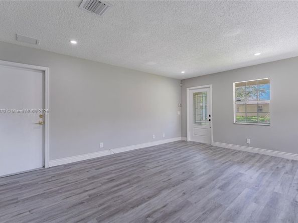 Undisclosed Address #A11853870, Pompano Beach FL 33060