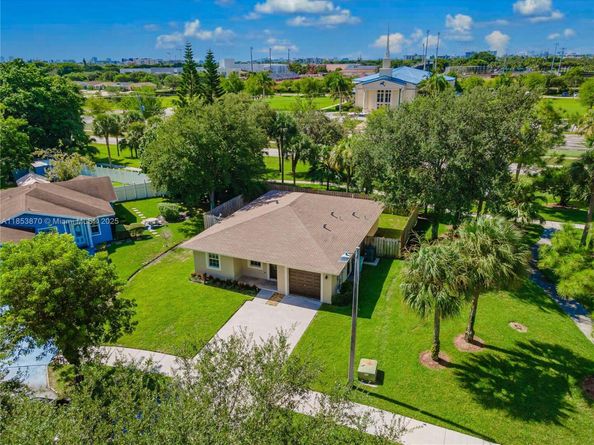 Undisclosed Address #A11853870, Pompano Beach FL 33060