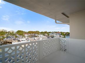 13105 Ixora Ct 302, North Miami FL 33181