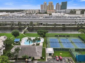 7610 SW 82nd St J207, Miami FL 33143