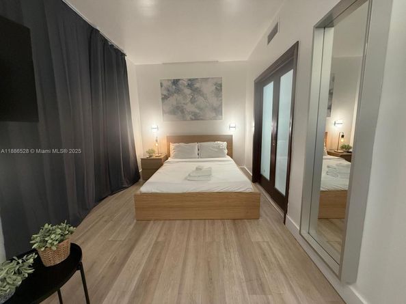 1036 Ocean Dr B303, Miami Beach FL 33139