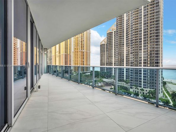 17550 Collins Ave 1003, Sunny Isles Beach FL 33160