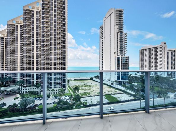 17550 Collins Ave 1003, Sunny Isles Beach FL 33160