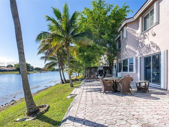 4687 SW 153rd Ct, Miami FL 33185