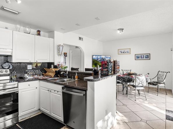 4687 SW 153rd Ct, Miami FL 33185