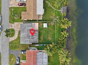 1301 NW 87th Way, Pembroke Pines FL 33024