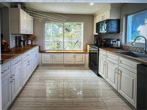 1524 Argyle Dr, Fort Lauderdale FL 33312