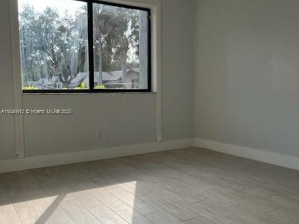 447 Lakeview Drive 5, Weston FL 33326