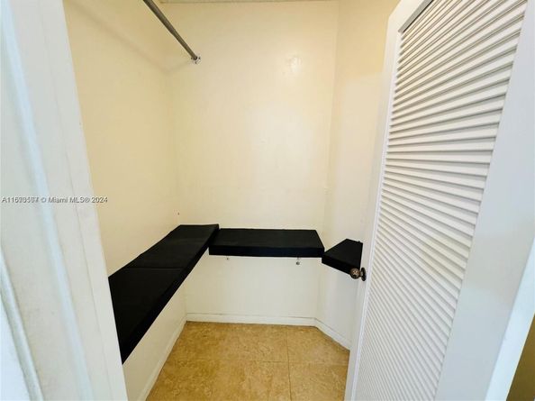 3473 NW 44th St 103, Oakland Park FL 33309