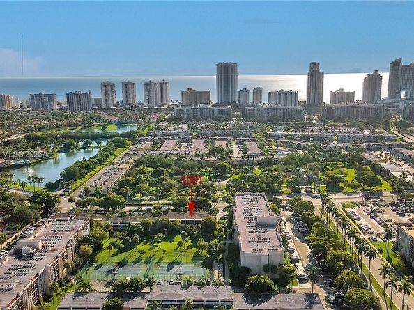 1951 Atlantic Shores Blvd 17, Hallandale Beach FL 33009