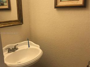 1951 Atlantic Shores Blvd 17, Hallandale Beach FL 33009