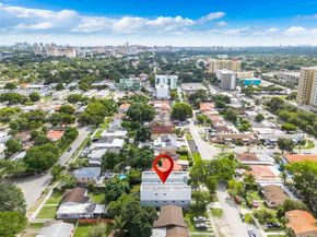 225 NW 40th Ct, Miami FL 33126