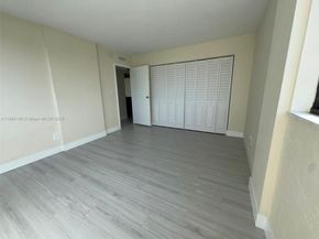 2715 Tigertail Ave 404, Miami FL 33133