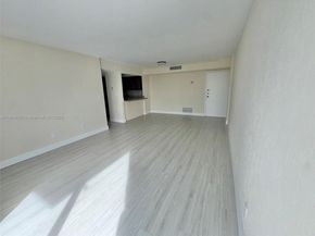 2715 Tigertail Ave 404, Miami FL 33133