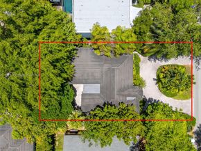 3865 Poinciana Ave, Miami FL 33133
