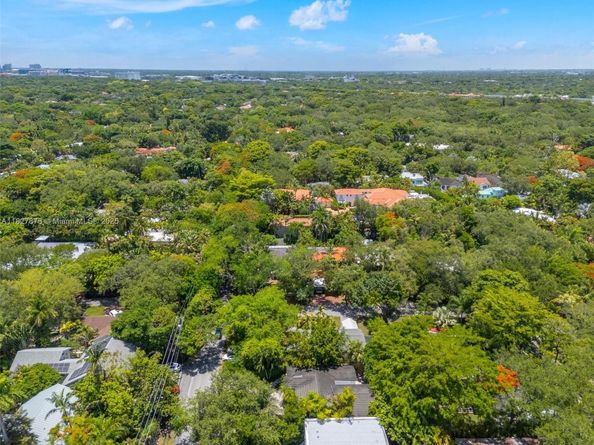 3865 Poinciana Ave, Miami FL 33133