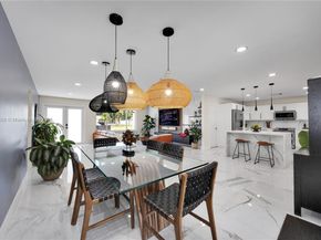 5501 Mckinley St, Hollywood FL 33021